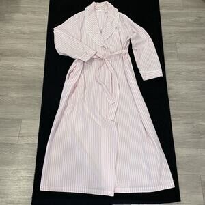 Lord & Taylors Womens Robe Large Lightweight Loungewear Pink Seersucker Belted